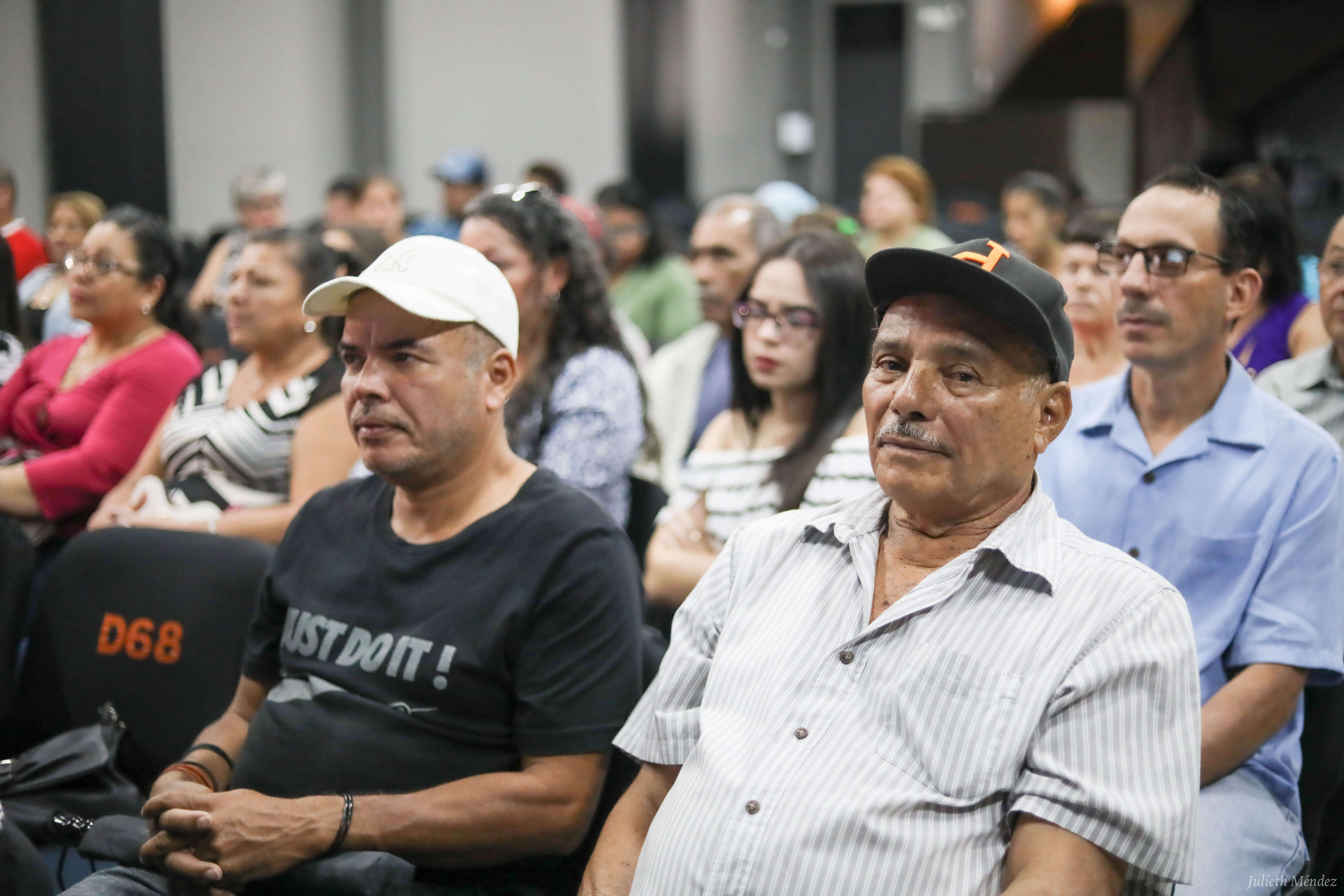 Inicia entrega de títulos de propiedad a 376 familias de Los Guido