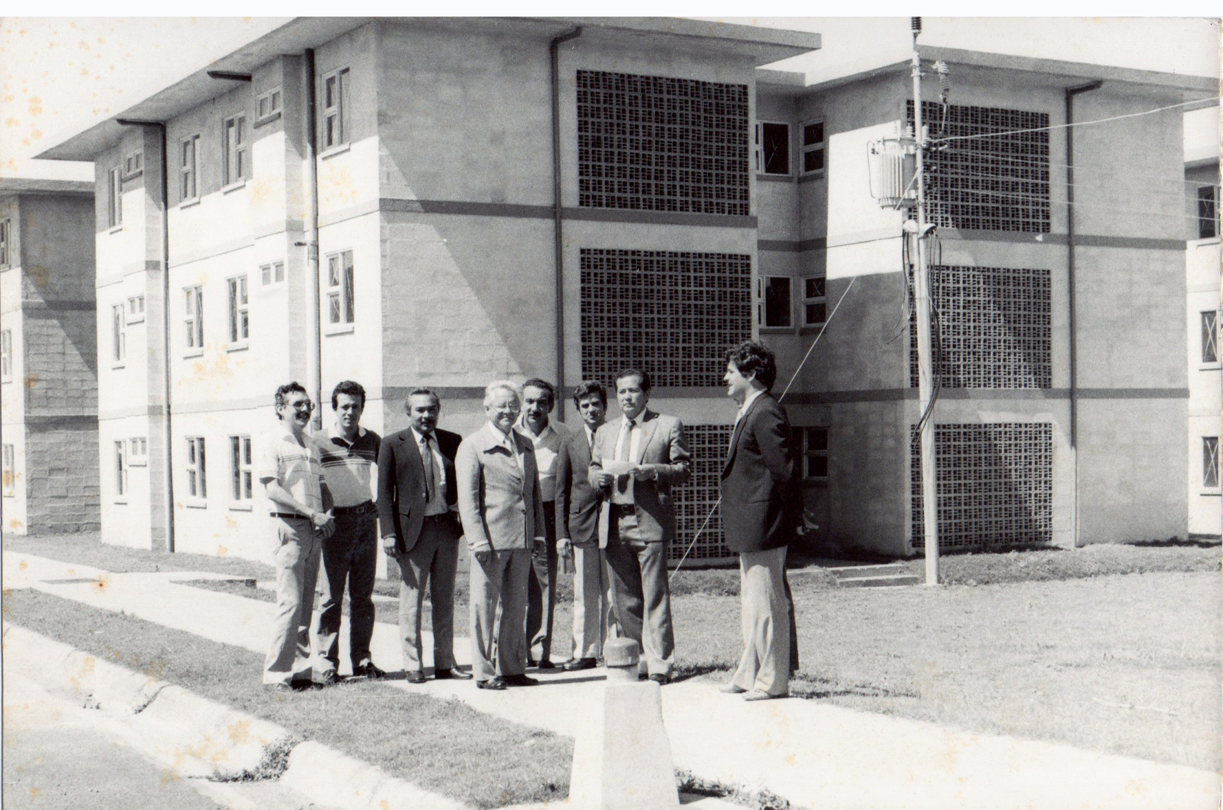 Las primeras construcciones en vertical fueron realizadas por el INVU con los multifamiliares de Hatillo...