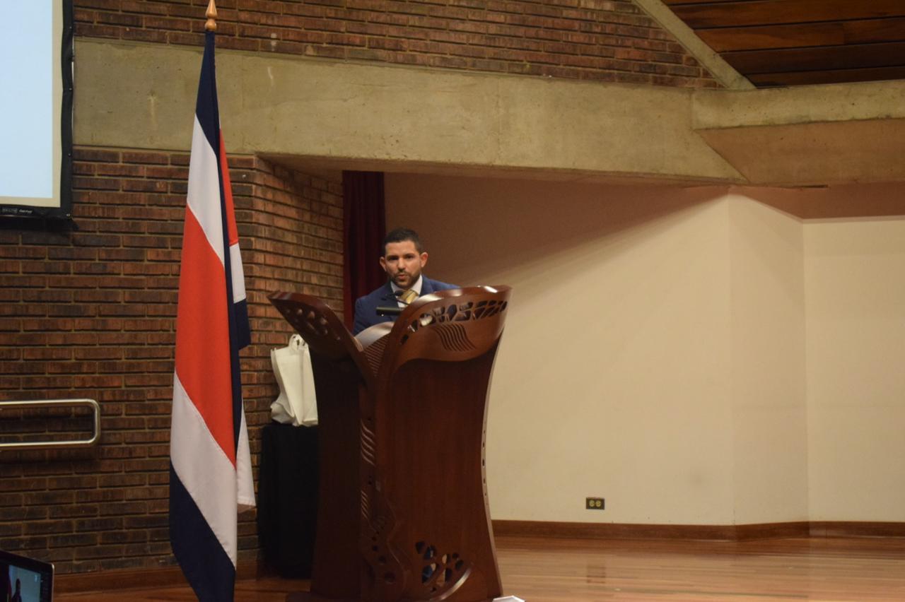“Ante la trascendencia nacional que tiene, desde la perspectiva de crear y garantizar el derecho a la ciudad, el INVU ha promovido y apoyado el concurso, no solo porque coincide con el espíritu y la labor del Instituto, sino también porque deviene fundamental confiar y apoyar las ideas y las capacidades técnicas de los profesionales en arquitectura que tenemos en el país”, agregó el Presidente Ejecutivo del INVU.