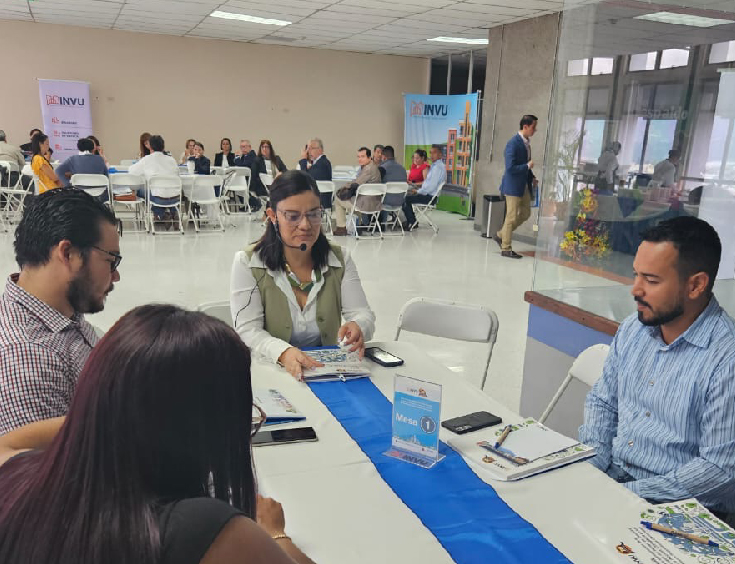 imagen donde se realizaron mesas de trabajo para el plan de accion climatica